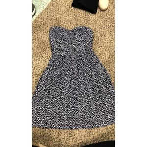 Floral strapless dress!